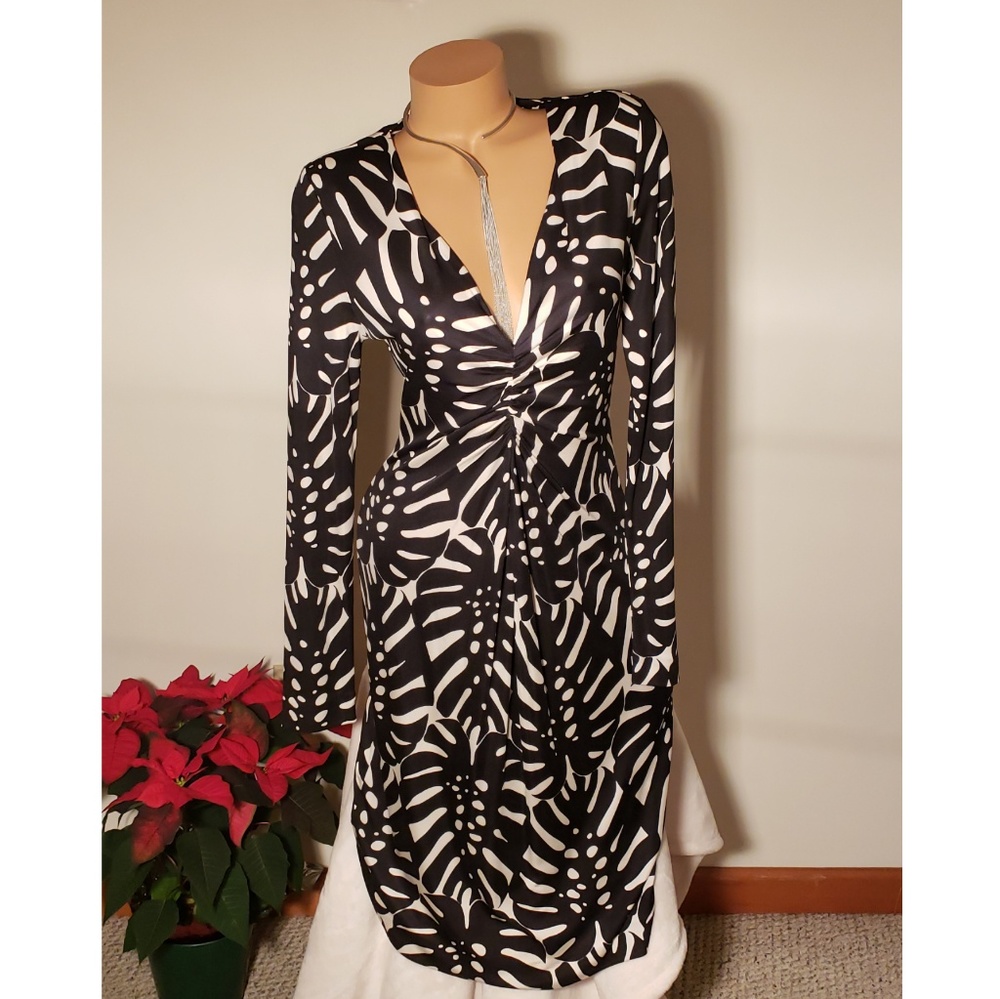 Tory Burch split leaf silk print dress sz medium